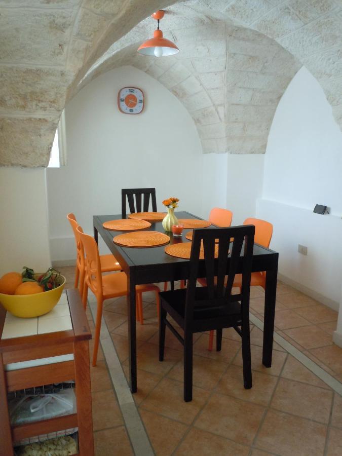 Casa Josephina - Three Level Stone Home With Balcony, 2 Roof Terraces & Sea Views Ostuni Buitenkant foto