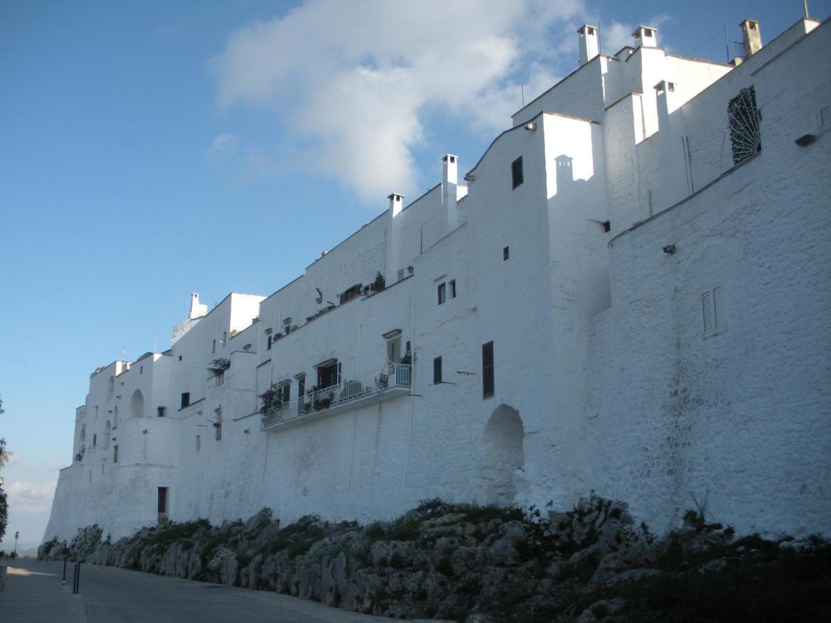 Casa Josephina - Three Level Stone Home With Balcony, 2 Roof Terraces & Sea Views Ostuni Buitenkant foto
